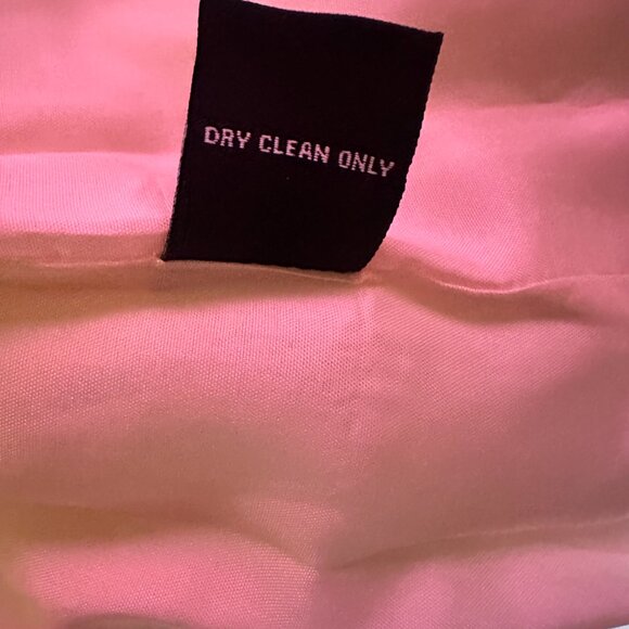 Beige & Gold Textured Blazer & Skirt Suit - Size 12 - Picture 11 of 16